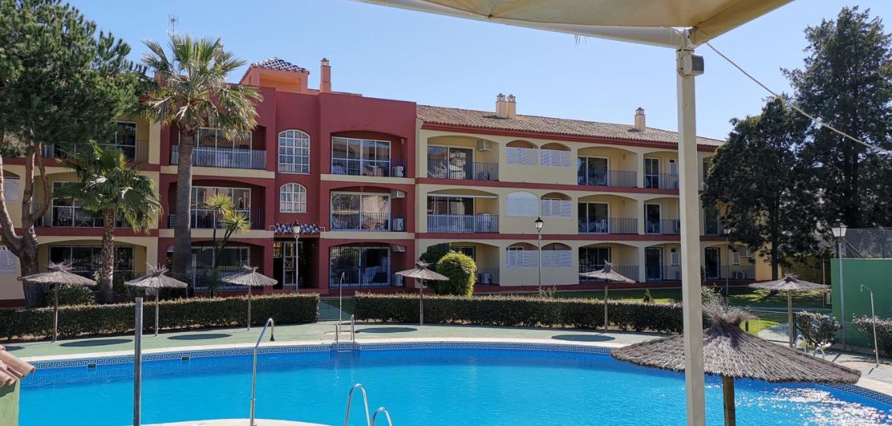 Apartamentos Esteasur Islantilla Exterior photo